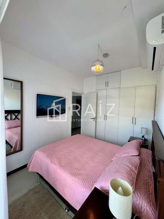 Apartamento ID.10576 - Apartamento - Punta del Este. 1 dormitorio. Parrillero y garaje