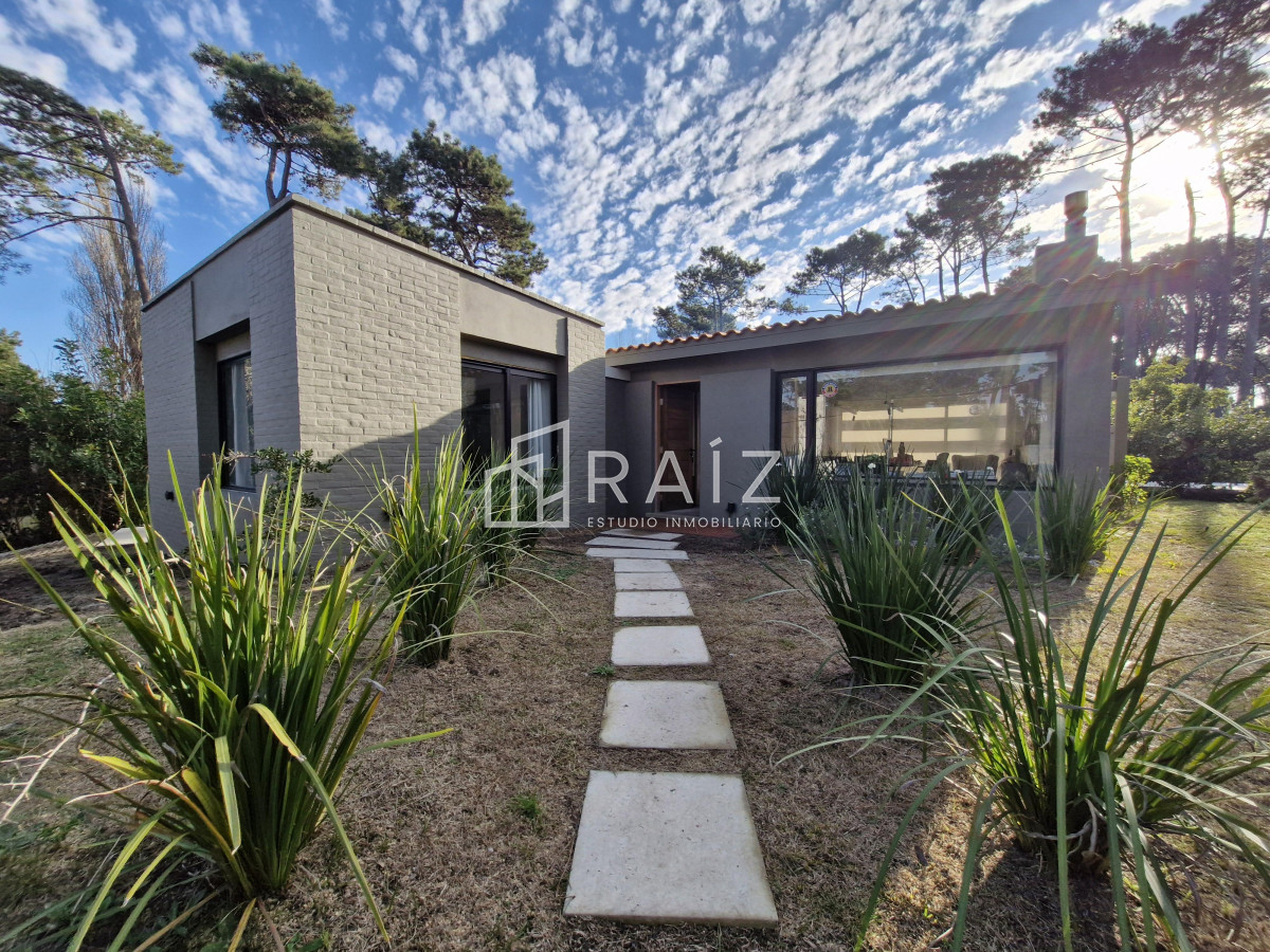 Casa ID.11711 - VENTA CASA 3 DORMITORIOS RECICLADA PUNTA DEL ESTE