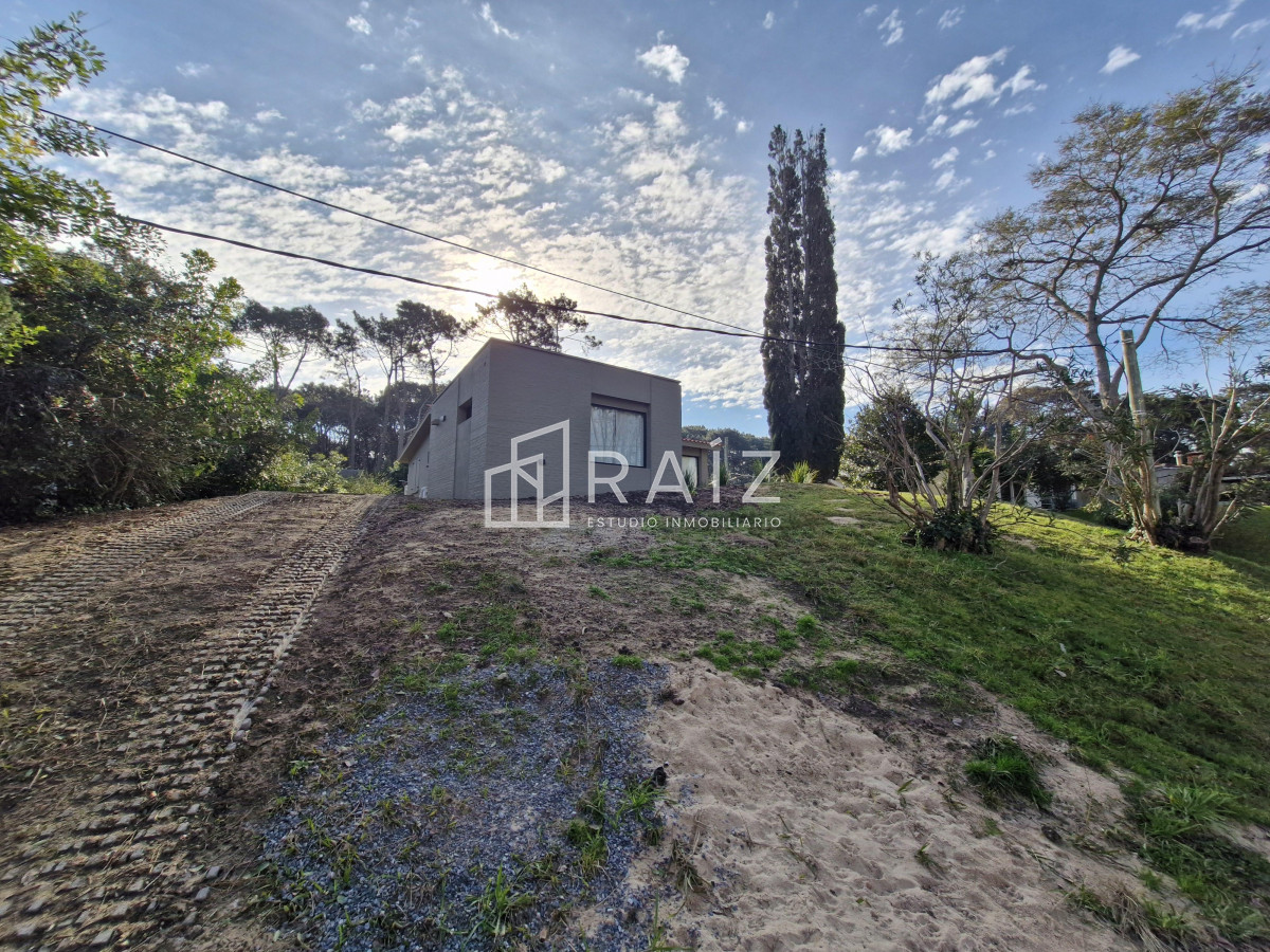 Casa ID.11711 - VENTA CASA 3 DORMITORIOS RECICLADA PUNTA DEL ESTE