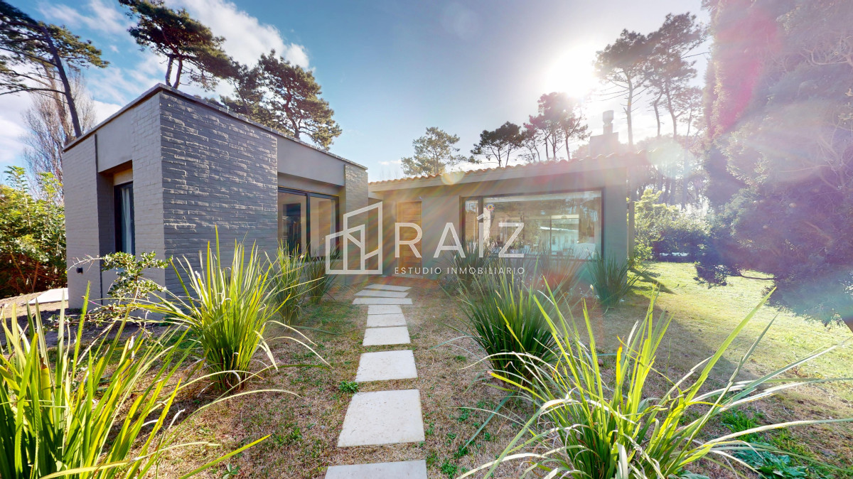 Casa ID.11711 - VENTA CASA 3 DORMITORIOS RECICLADA PUNTA DEL ESTE