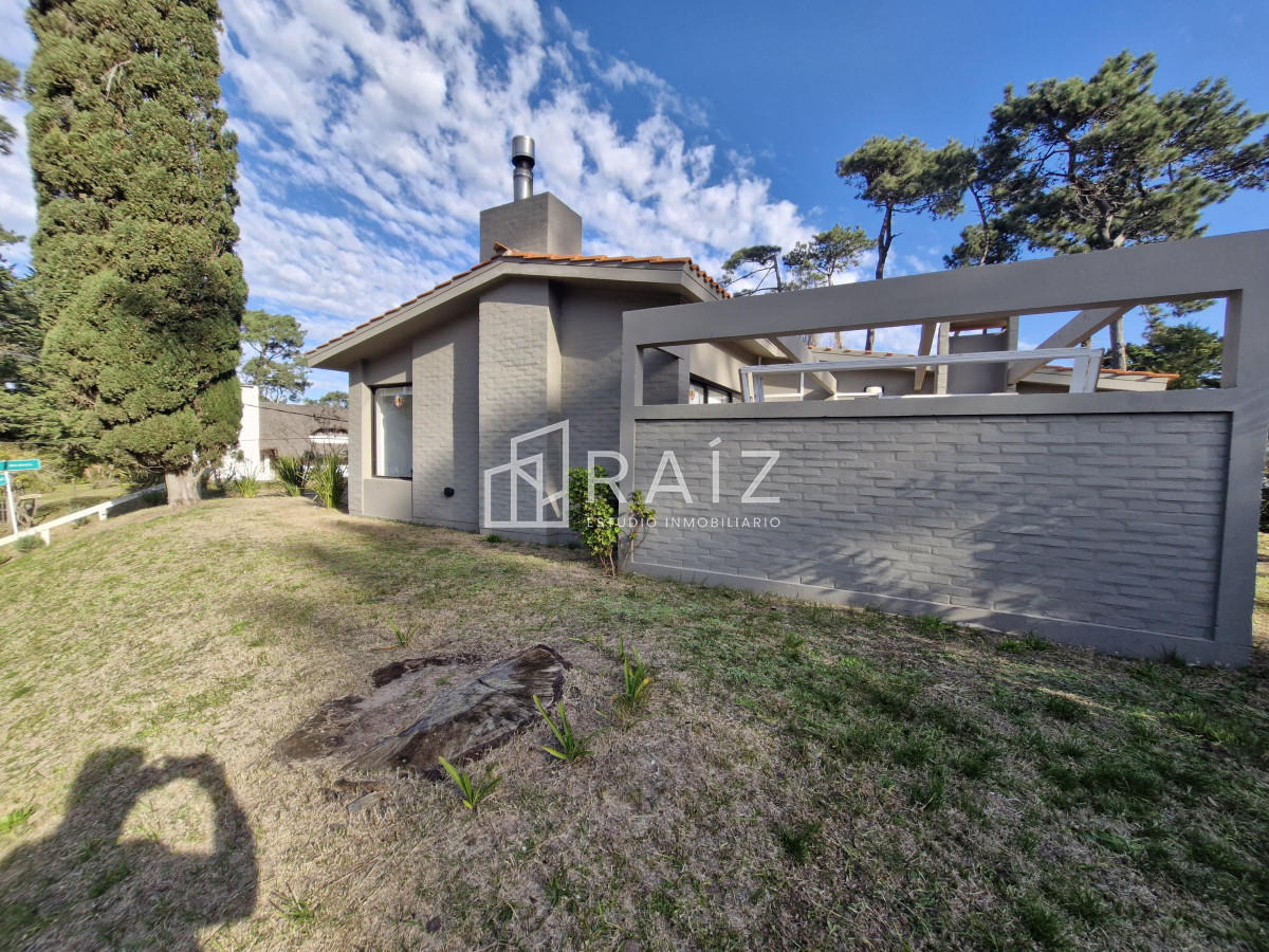 Casa ID.11711 - VENTA CASA 3 DORMITORIOS RECICLADA PUNTA DEL ESTE