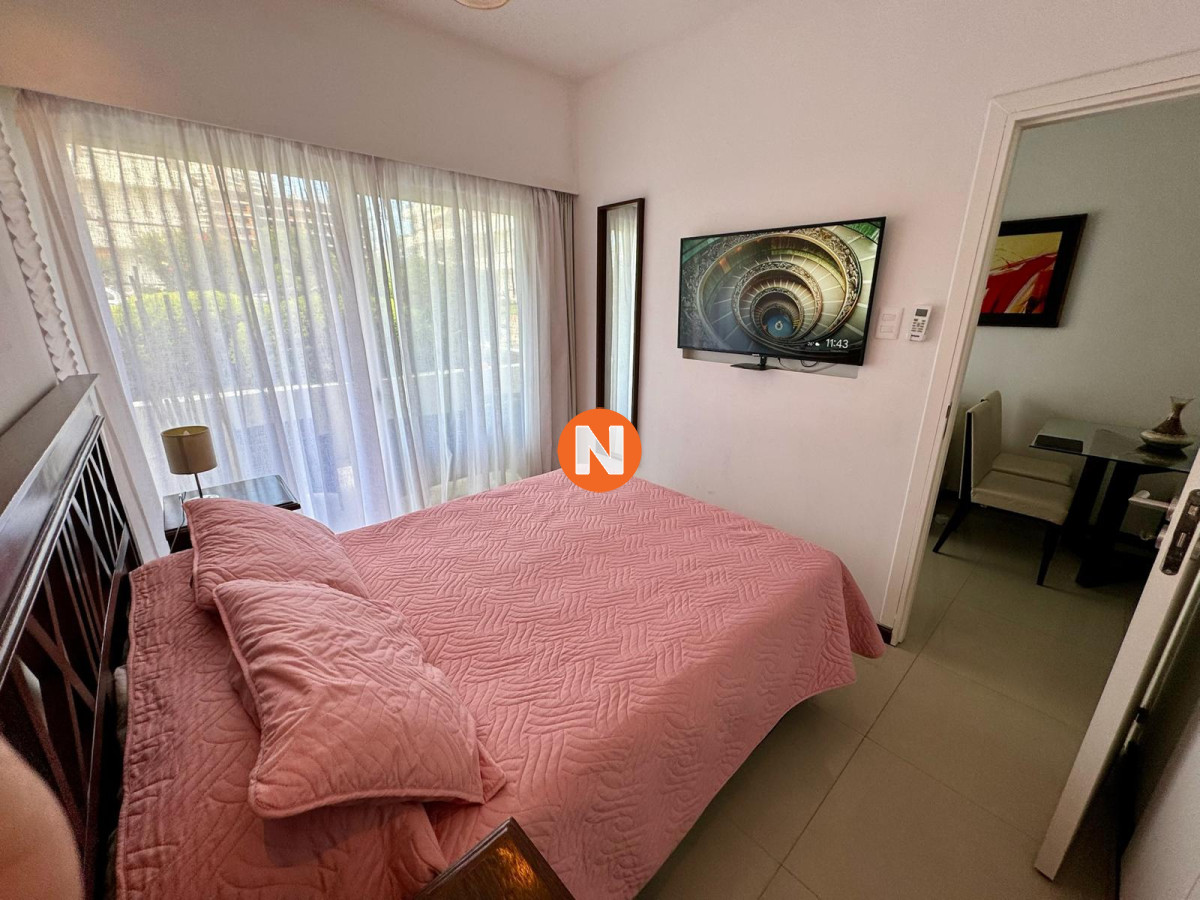 Apartamento Ref.223777 - Apartamento - Punta del Este. 1 dormitorio. Parrillero y garaje