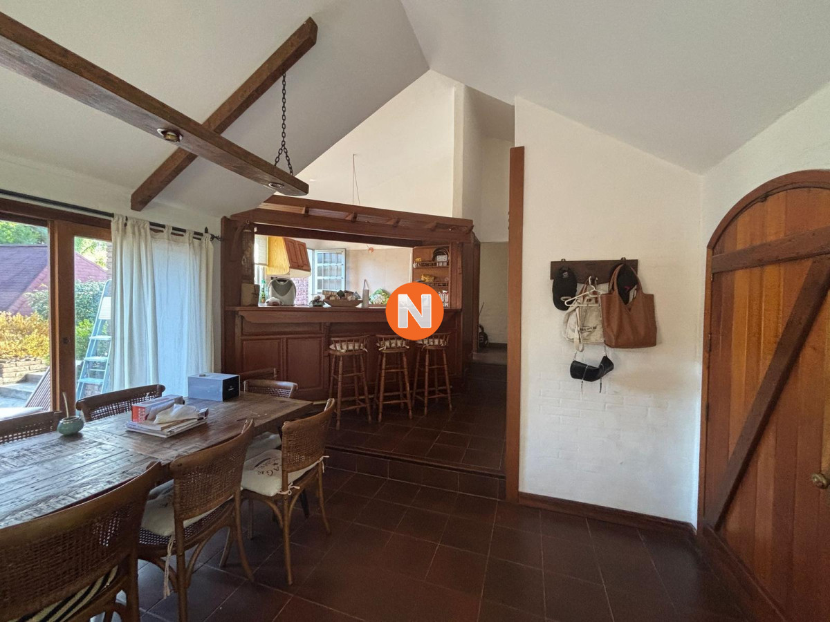 Casa Ref.224332 - Casa de 3 dormitorios en pinares