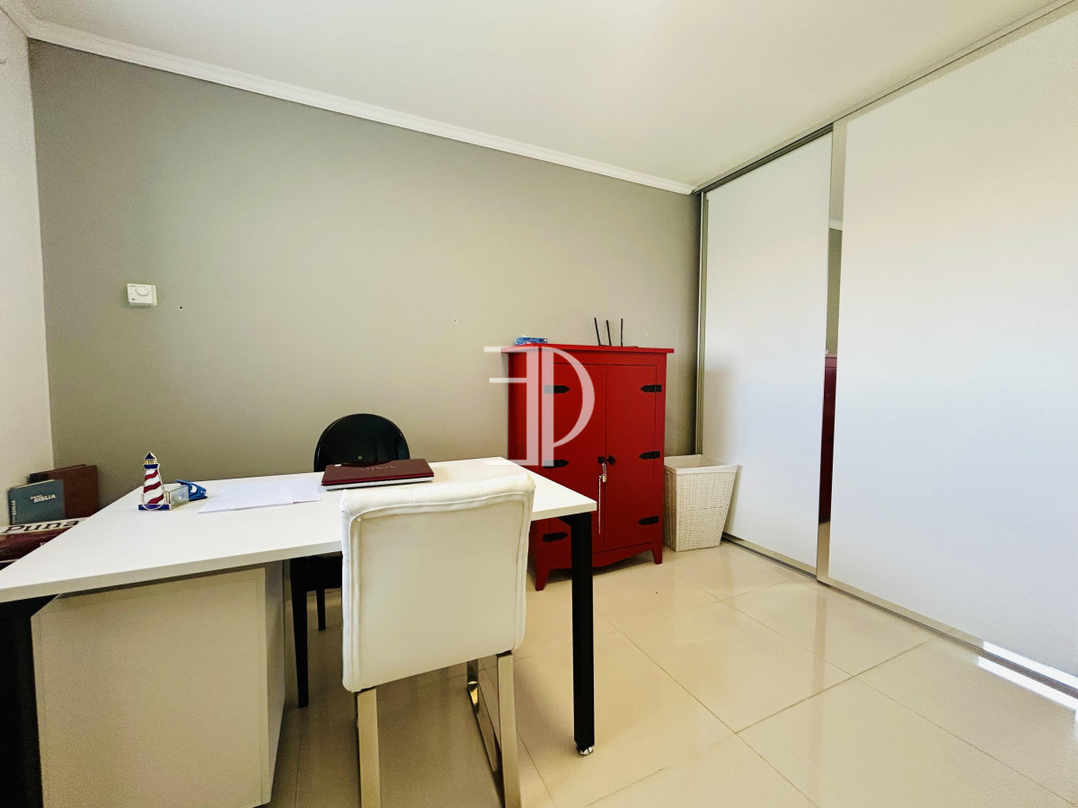 Apartamento ID.1250 - Vendo apartamento de 2 dormitorios en Playa Mansa Punta del Este