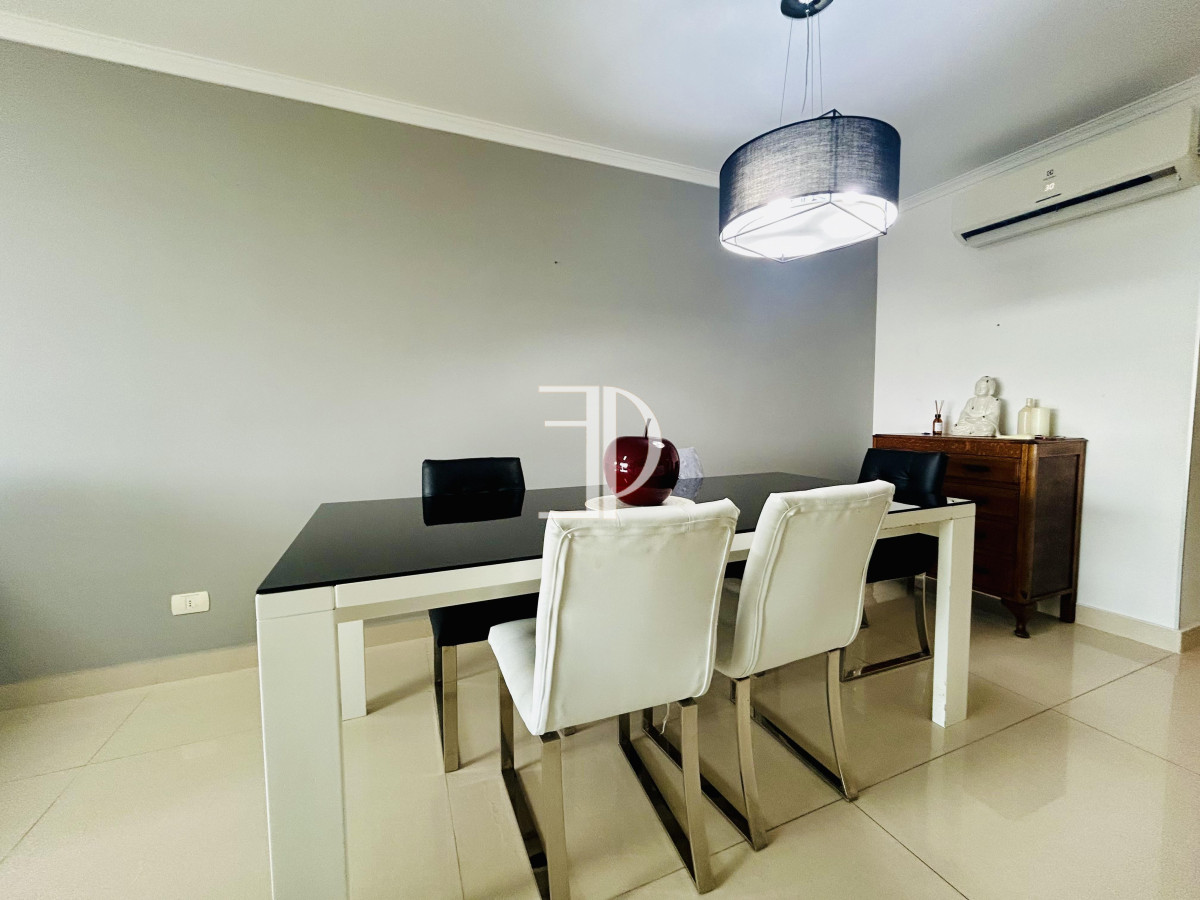 Apartamento ID.1250 - Vendo apartamento de 2 dormitorios en Playa Mansa Punta del Este