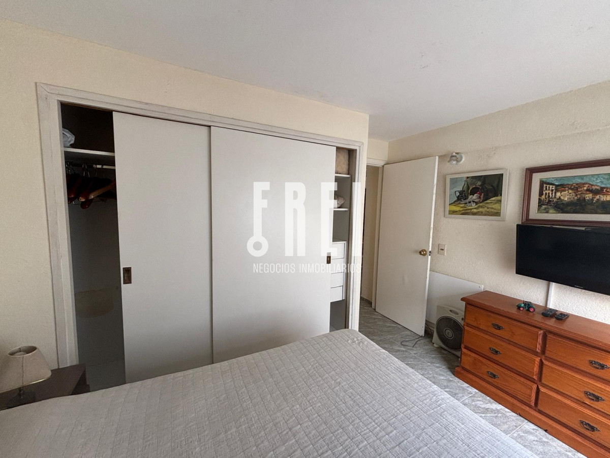 Apartamento ID.206 - Apartamento de 1 dormitorio en Punta del Este. Vista al mar