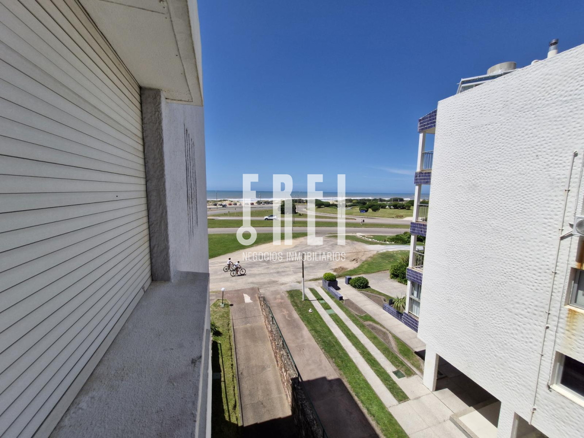 Apartamento ID.206 - Apartamento de 1 dormitorio en Punta del Este. Vista al mar