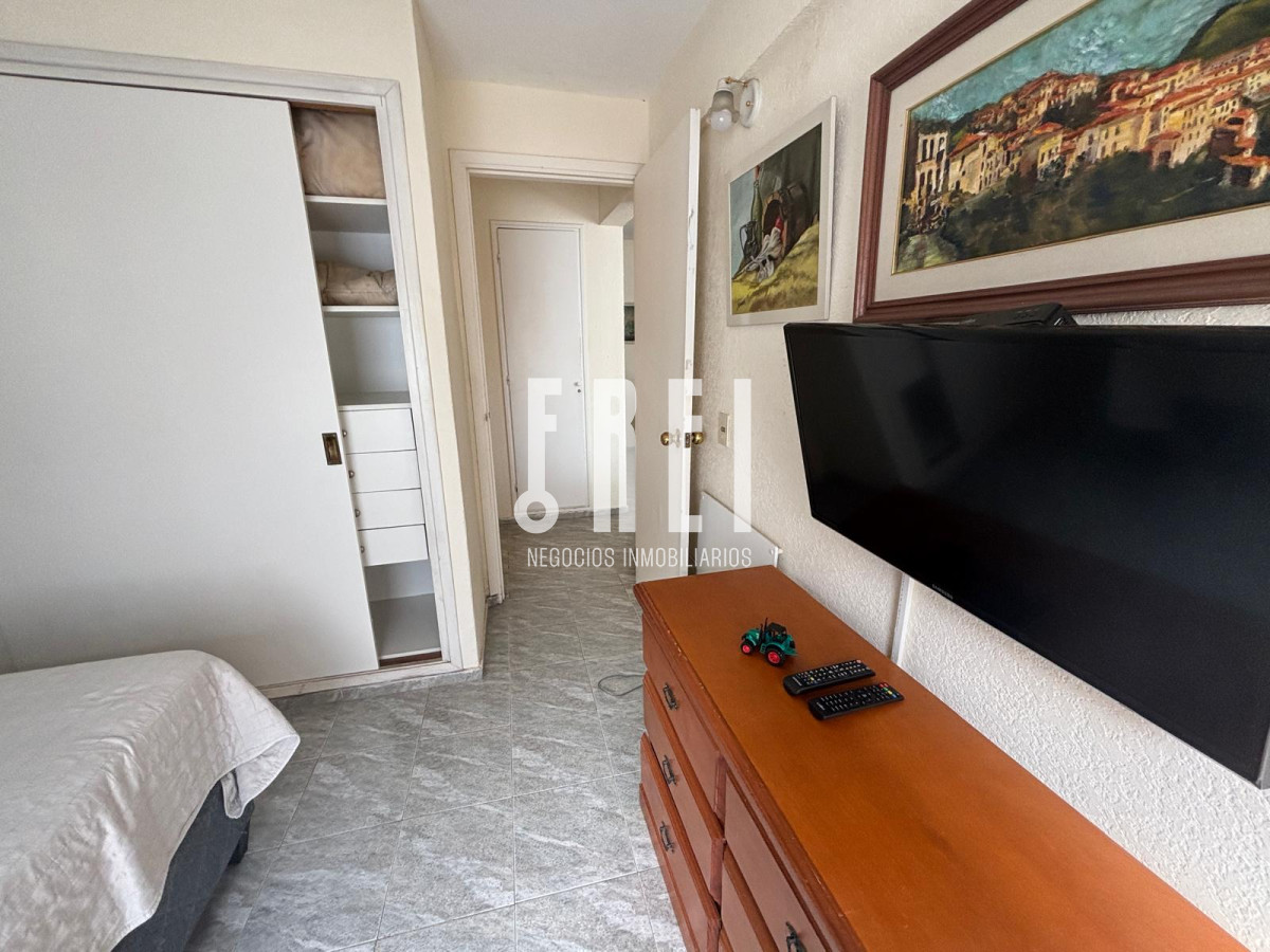 Apartamento ID.206 - Apartamento de 1 dormitorio en Punta del Este. Vista al mar