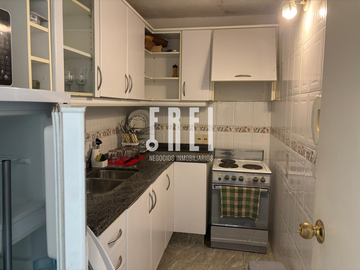 Apartamento ID.206 - Apartamento de 1 dormitorio en Punta del Este. Vista al mar