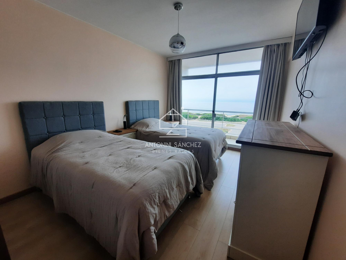 Apartamento ID.1576 - Apartamento - Punta del Este. 3 dormitorios. Vista al mar