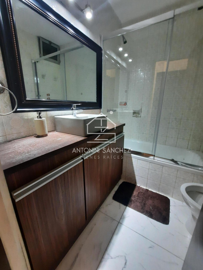Apartamento ID.1576 - Apartamento - Punta del Este. 3 dormitorios. Vista al mar