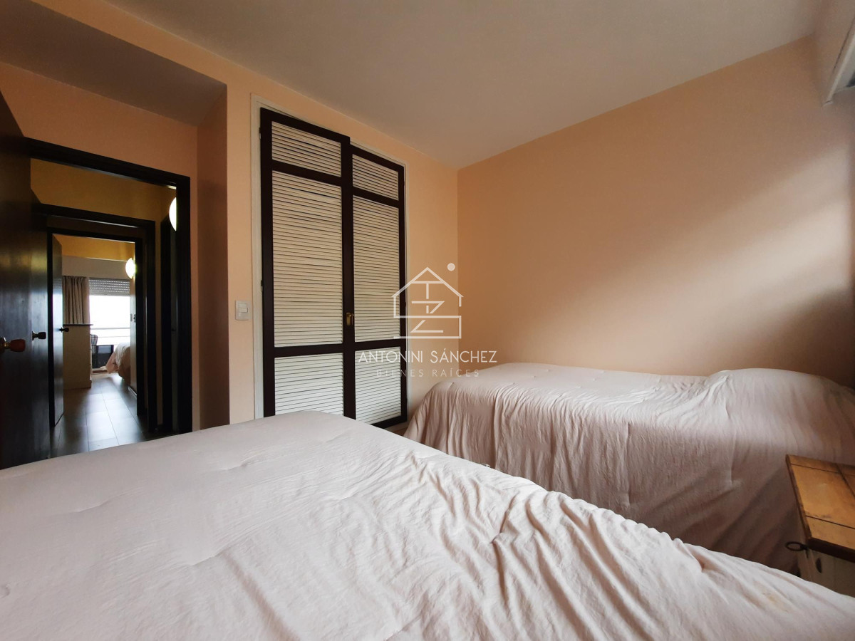 Apartamento ID.1576 - Apartamento - Punta del Este. 3 dormitorios. Vista al mar