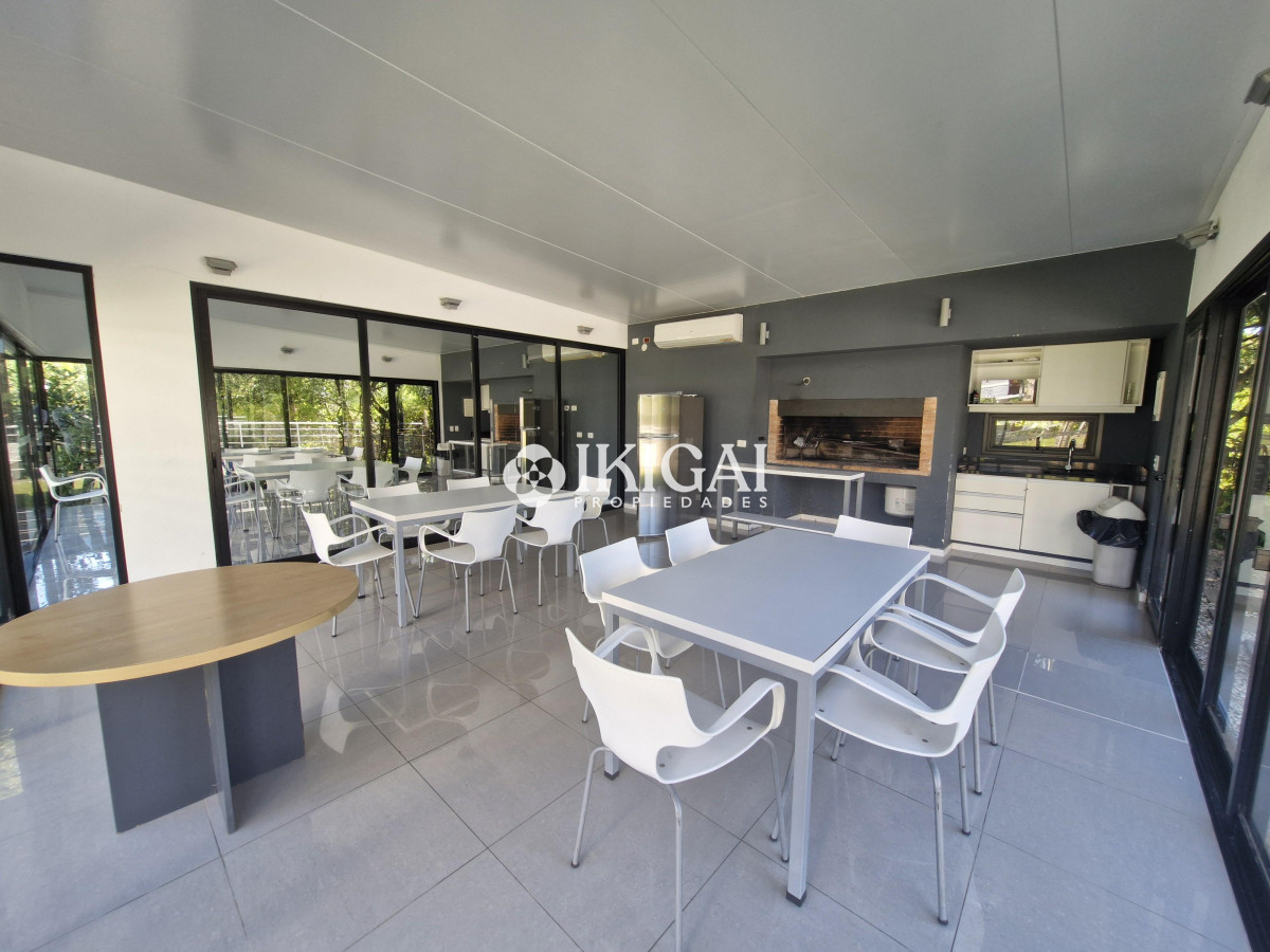 Apartamento ID.1032 - Apartamento en Punta del Este. 2 dormitorios y cochera