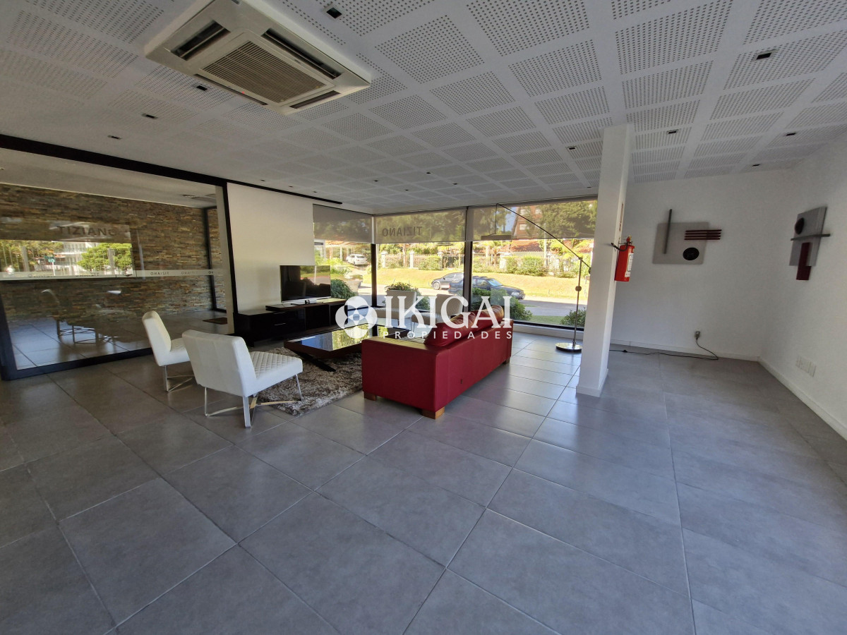 Apartamento ID.1032 - Apartamento en Punta del Este. 2 dormitorios y cochera