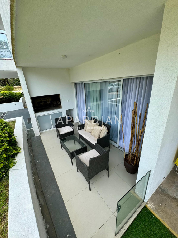 Apartamento ID.21097685 - Apartamento - Punta del Este. 1 dormitorio. Parrillero y garaje