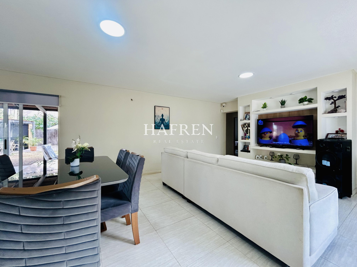 Casa ID.455 - Venta Casa Punta del Este. Parque Burnett. 3 dormitorios y 2 baños con Piscina