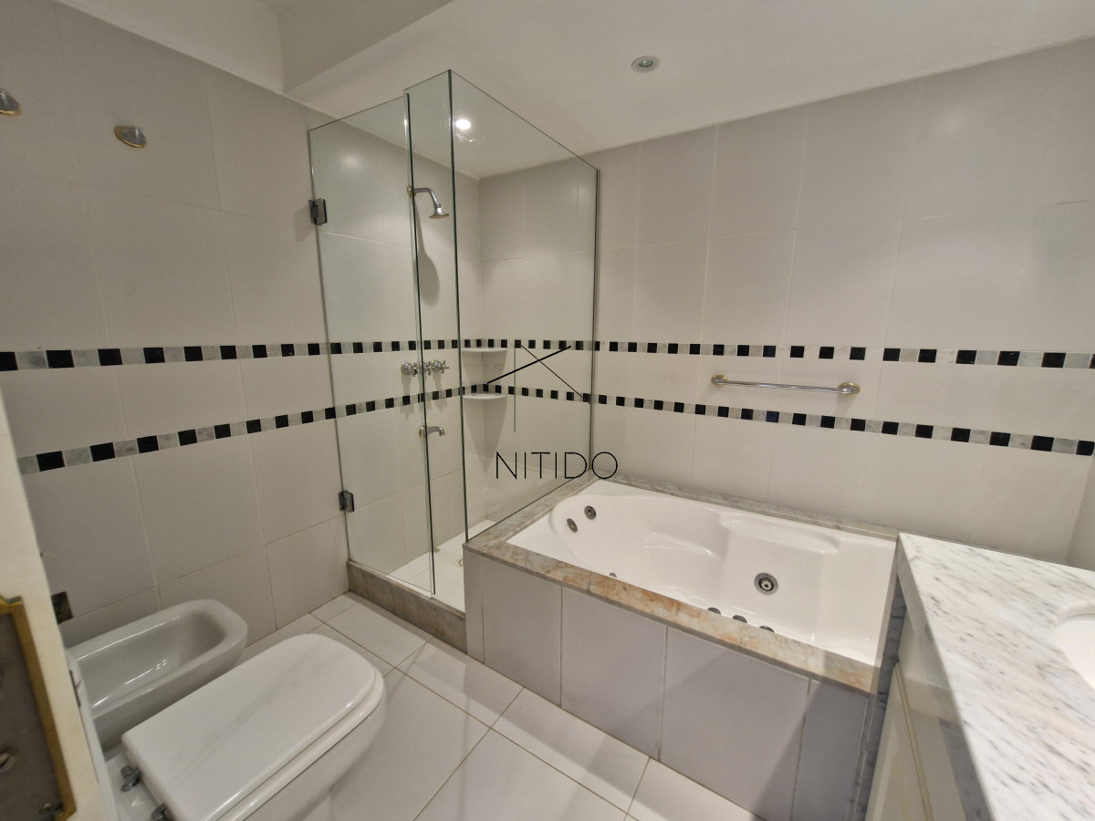 Apartamento ID.94 - Apartamento en Punta del Este. Parada 32 de Playa Brava