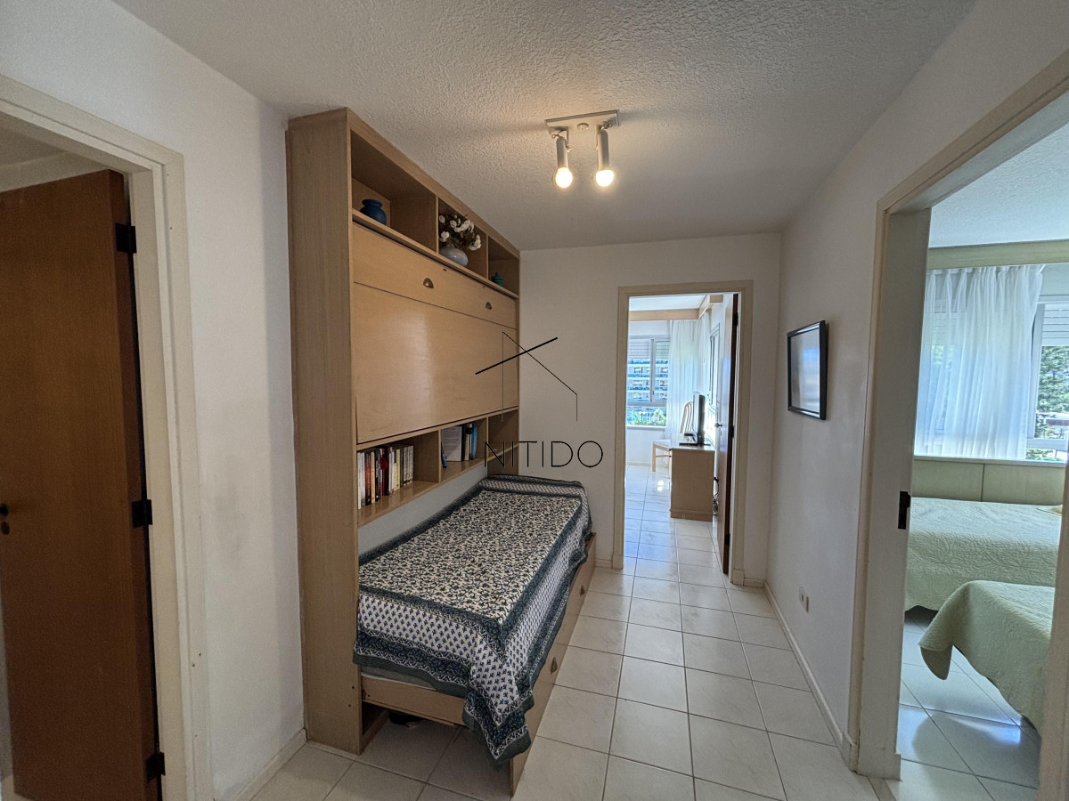 Apartamento ID.741 - Apartamento en Edificio Long Beach. Punta del Este. 2 dormitorios y medio