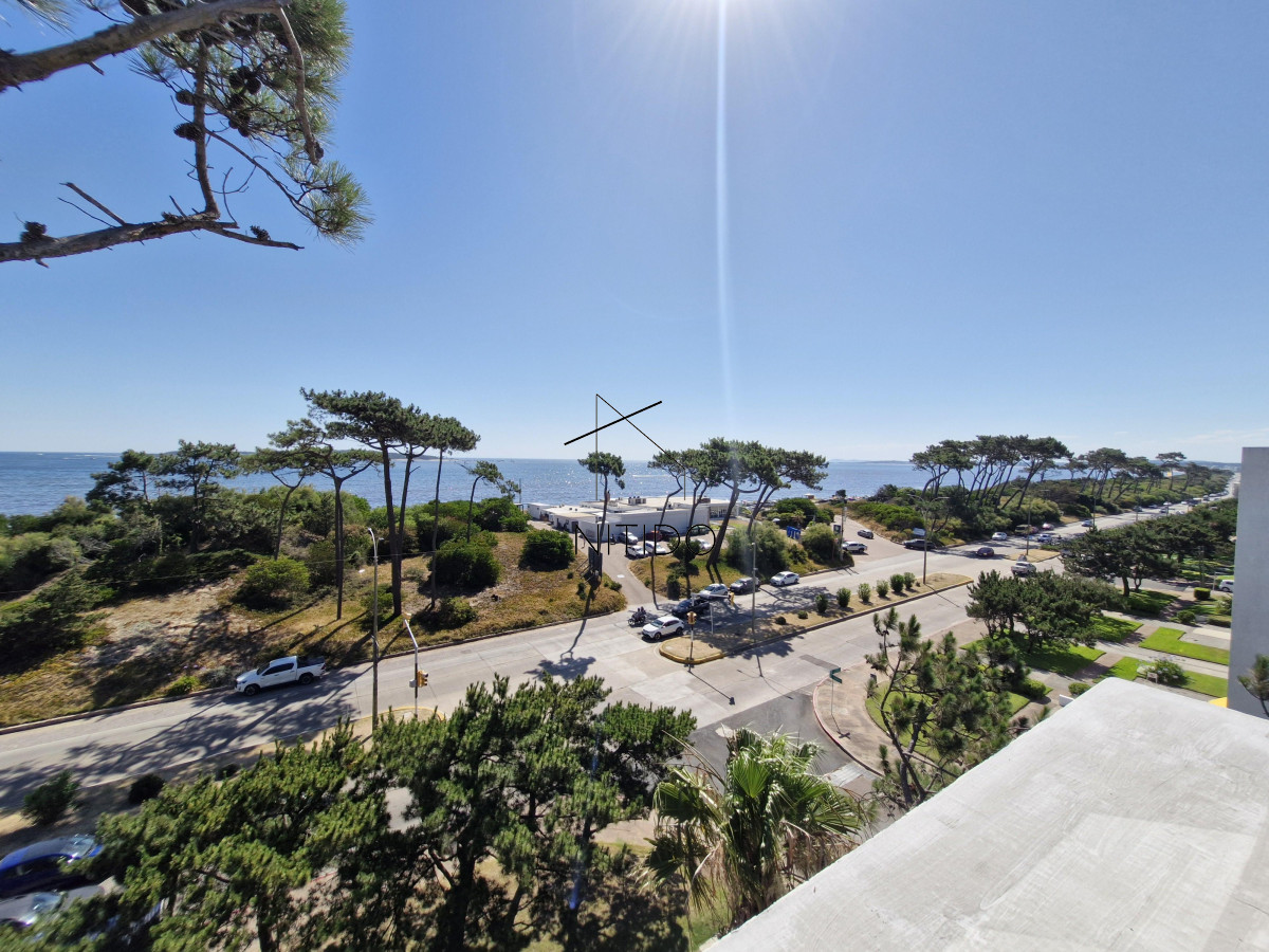 Apartamento ID.349 - Apartamento - Punta del Este. 2 dormitorios y amenities. Primera linea