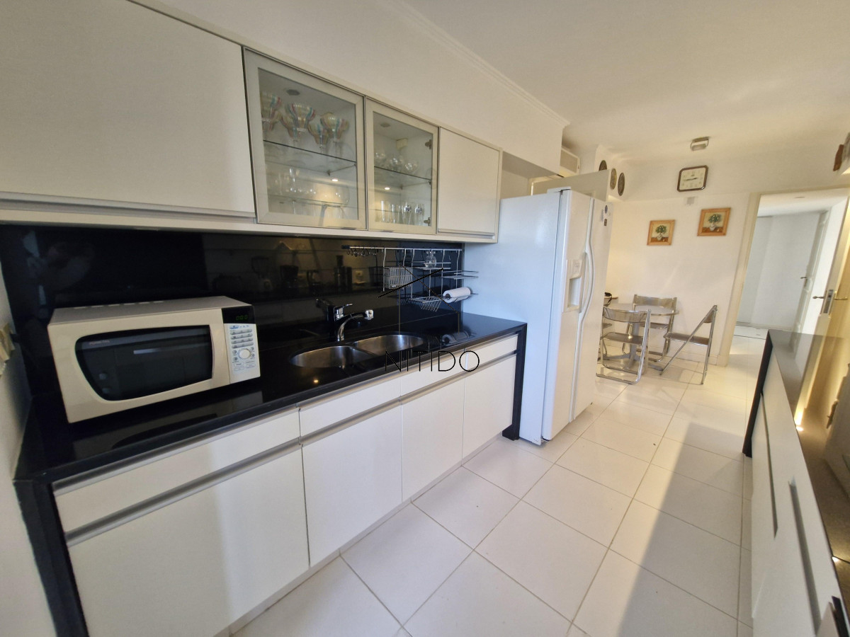 Apartamento ID.94 - Apartamento en Punta del Este. Parada 32 de Playa Brava