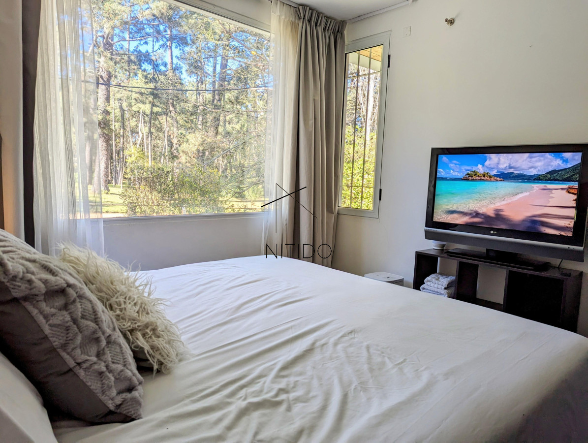 Casa ID.211 - Venta Casa 4 dormitorios en Pinares Punta del Este