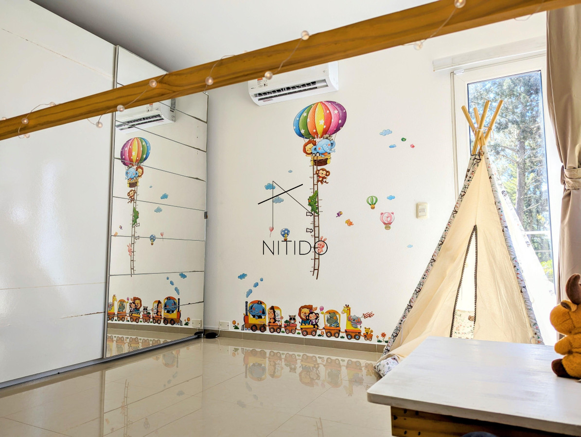 Casa ID.211 - Venta Casa 4 dormitorios en Pinares Punta del Este