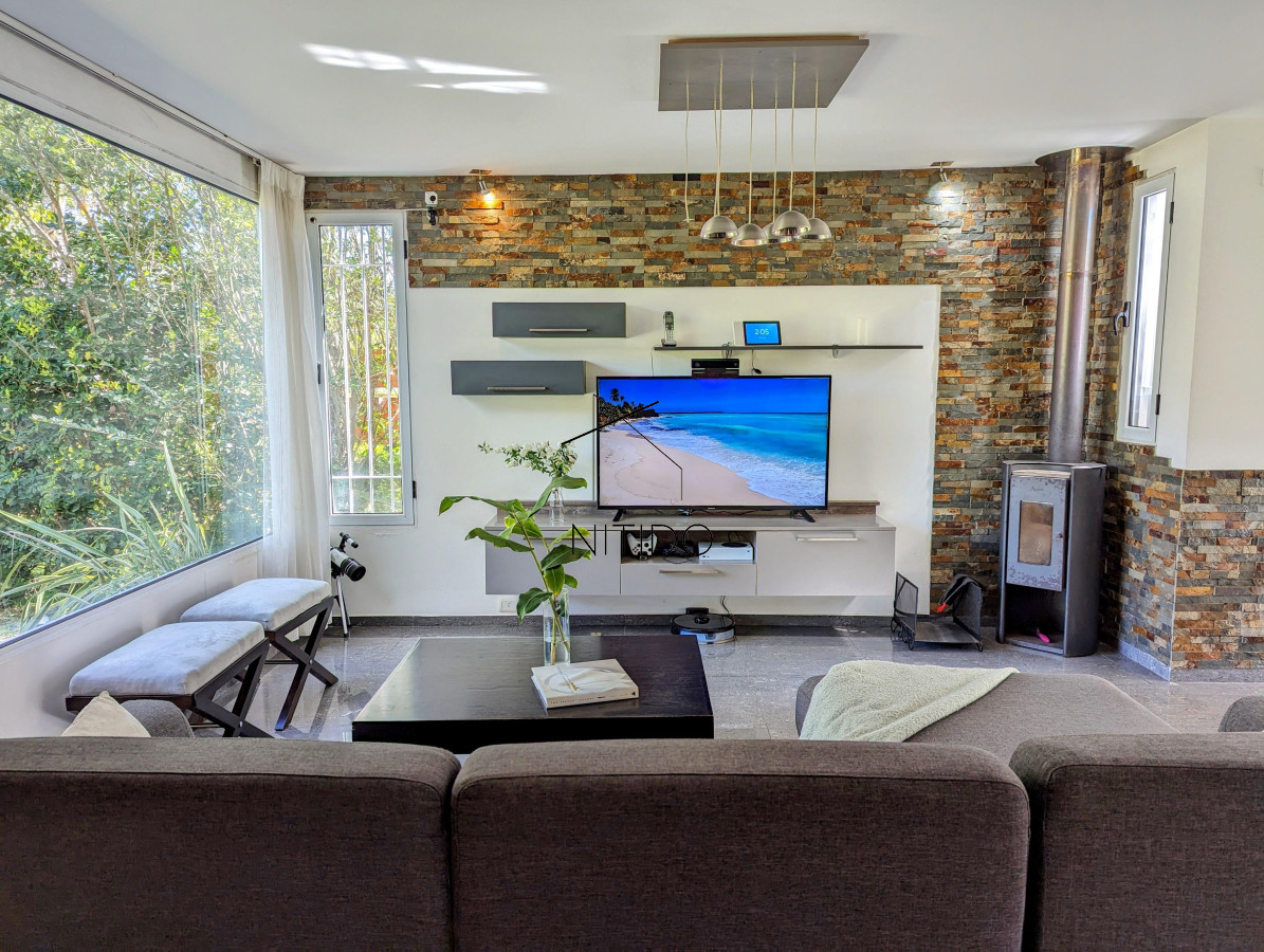 Casa ID.211 - Venta Casa 4 dormitorios en Pinares Punta del Este