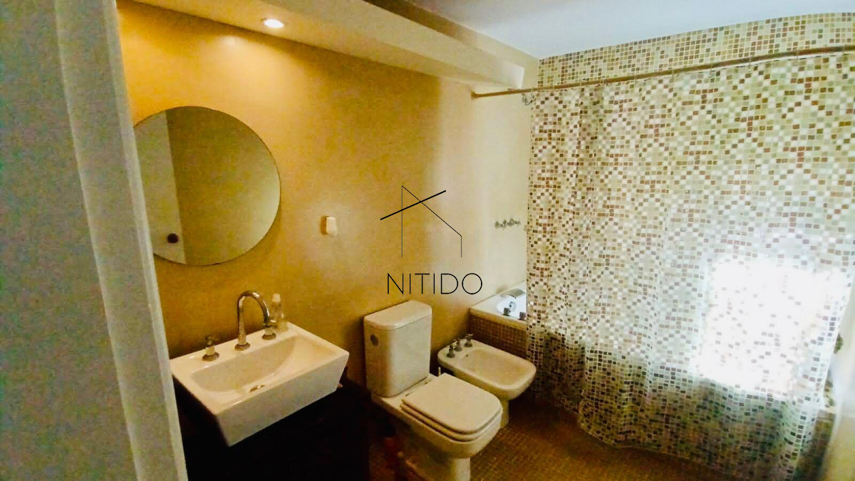 Casa ID.312 - Casa 3 dormitorios en venta en Pinares a una cuadra y media del mar, Punta del Este