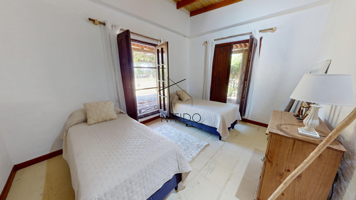 Chacra ID.453 - Camino de los Ceibos. Con casa y piscina