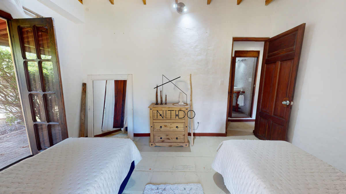 Chacra ID.453 - Camino de los Ceibos. Con casa y piscina