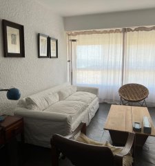 Apartamento en Punta del Este. 1 dormitorio con garaje
