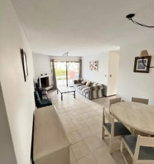 Apartamento - Punta del Este. 3 dormitorios y garaje para 2 autos
