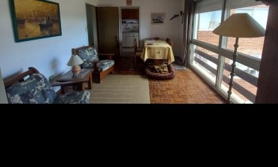 Apartamento - Maldonado. 2 dormitorios y garaje