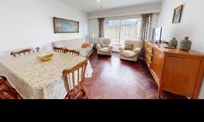 Apartamento - Punta del Este. 2 dormitorios, garaje y patio