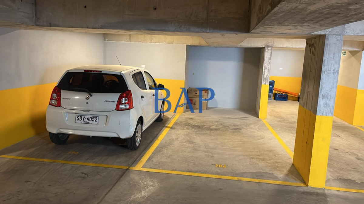 Apartamento ID.195 - Venta - 3 dorm. - Punta Carretas