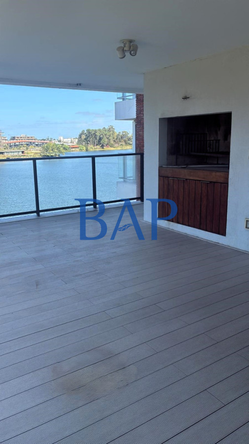 Apartamento ID.190 - Espectacular venta o alquiler - 4 dorm. -  Barra de Carrasco