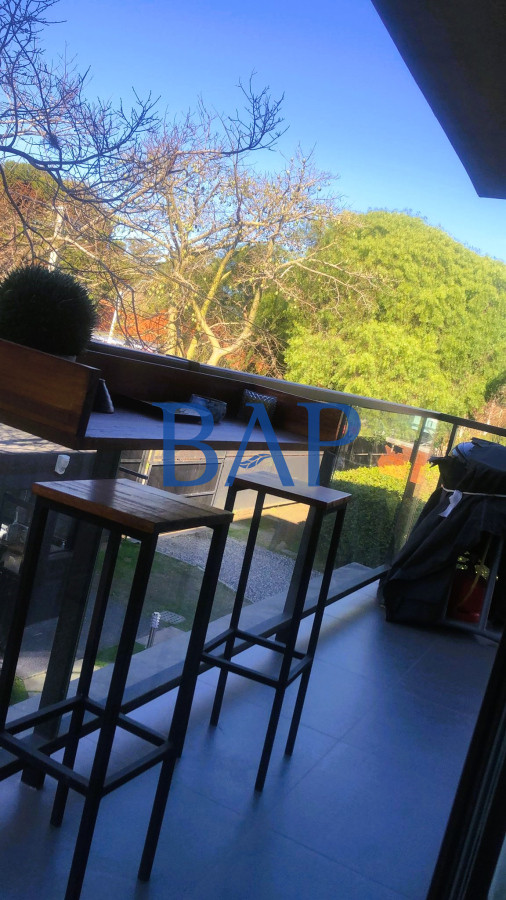 Apartamento ID.111 - Alquiler - 2 dormitorios - Carrasco