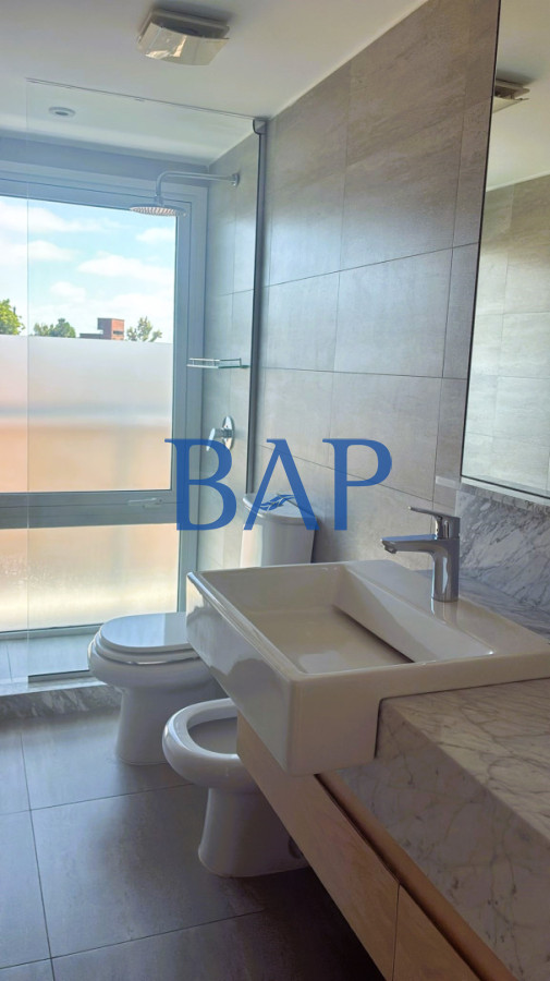 Apartamento ID.190 - Espectacular venta o alquiler - 4 dorm. -  Barra de Carrasco