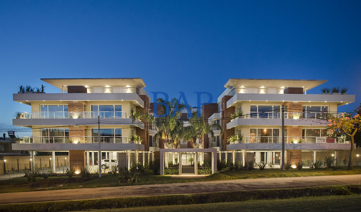 Apartamento ID.195 - Venta - 3 dorm. - Punta Carretas