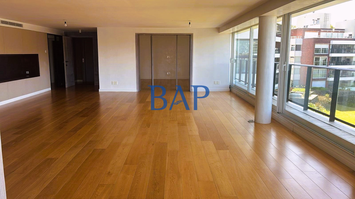 Apartamento ID.190 - Espectacular venta o alquiler - 4 dorm. -  Barra de Carrasco