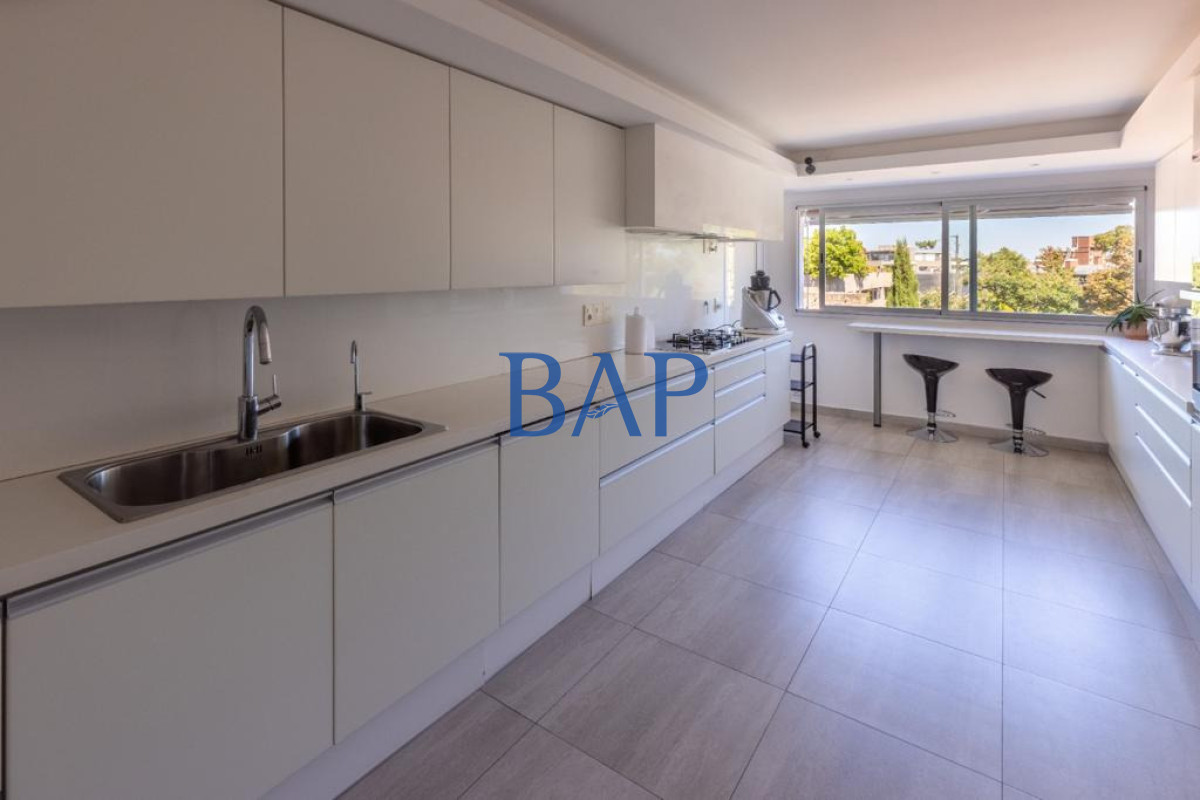 Apartamento ID.190 - Espectacular venta o alquiler - 4 dorm. -  Barra de Carrasco