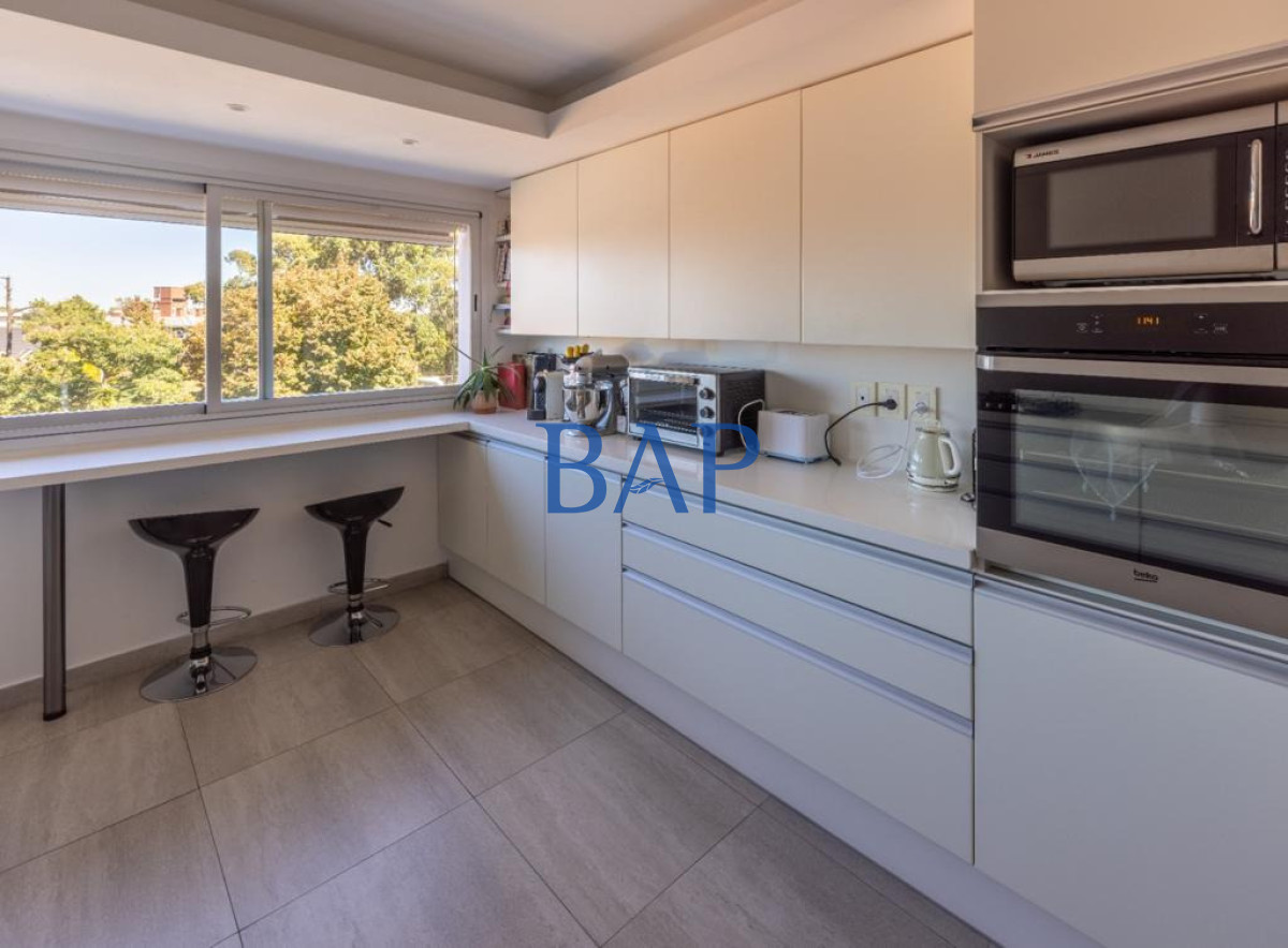 Apartamento ID.190 - Espectacular venta o alquiler - 4 dorm. -  Barra de Carrasco