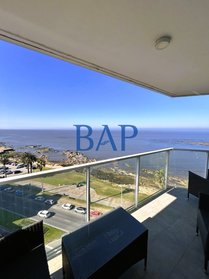 Apartamento ID.189 - Alquiler - 3 dorm. - Rambla Punta Carretas