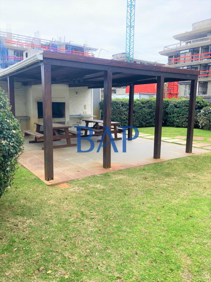 Apartamento ID.155 - Venta - 3 dorm. - Barra de Carrasco
