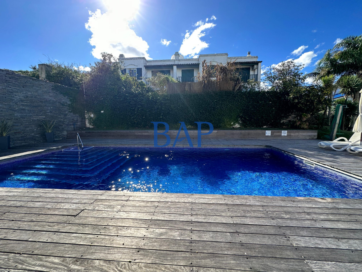 Apartamento ID.23 - Apartamento en Montoya - 2 dorm.