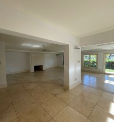 Venta - 4 dorm. - Carrasco