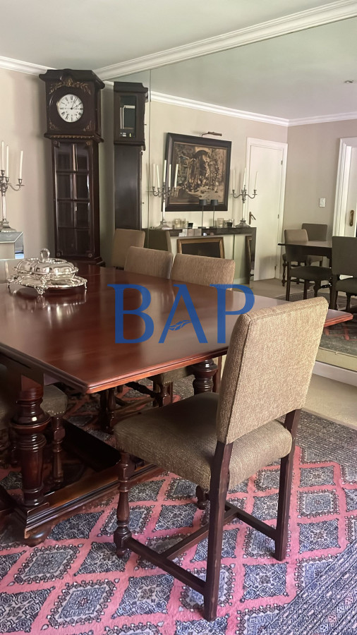 Casa ID.112 - Venta - 5 dorm. - Carrasco