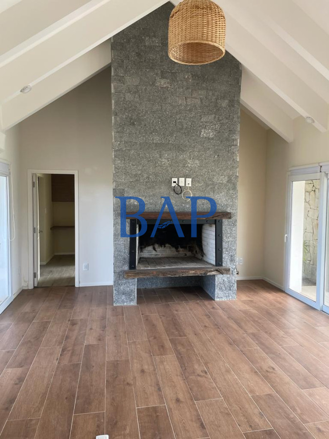 Casa ID.130 - Venta o alquiler - 3 dorm. - Mirador de la Tahona