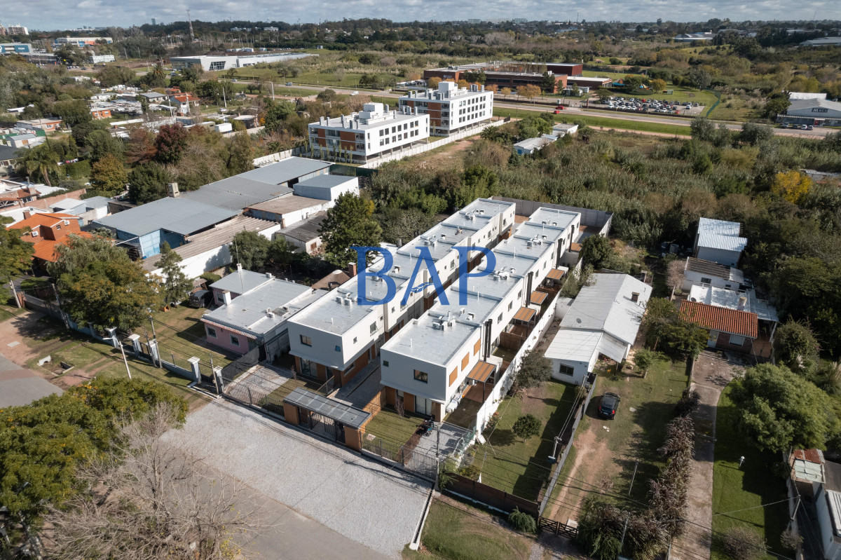 Casa ID.148 - Venta - 2 dormitorios - Carrasco