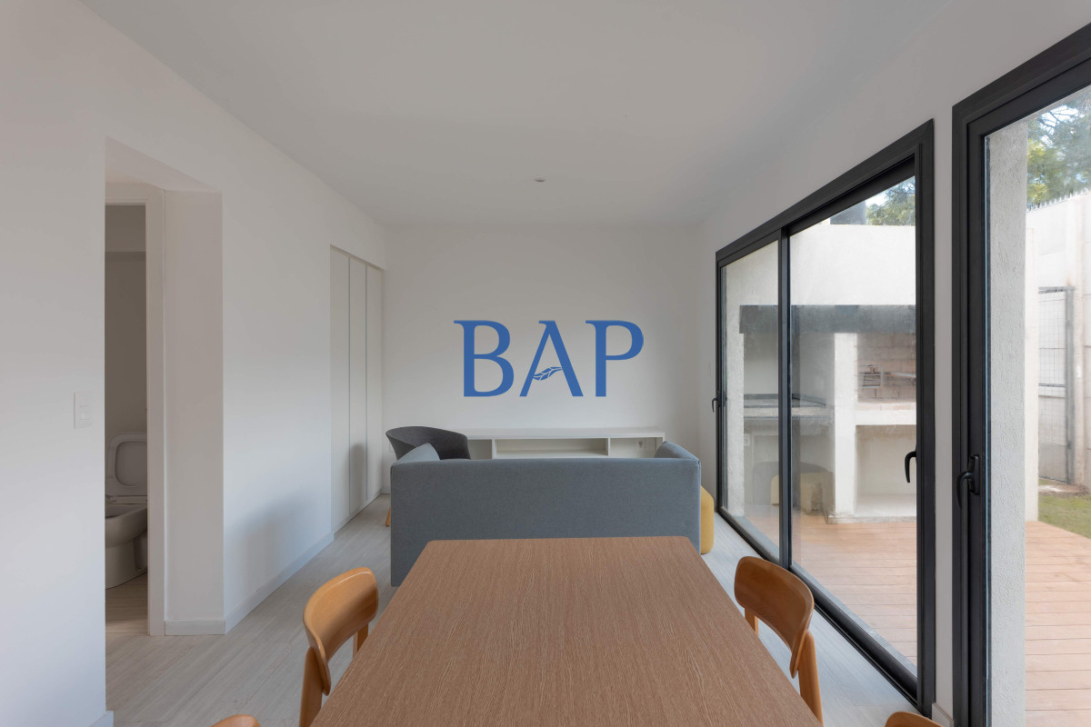 Casa ID.148 - Venta - 2 dormitorios - Carrasco